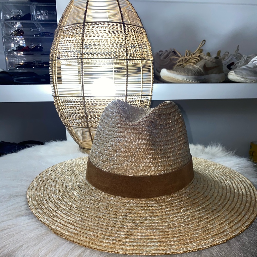 Adorable Gigi Pip Beach Hat